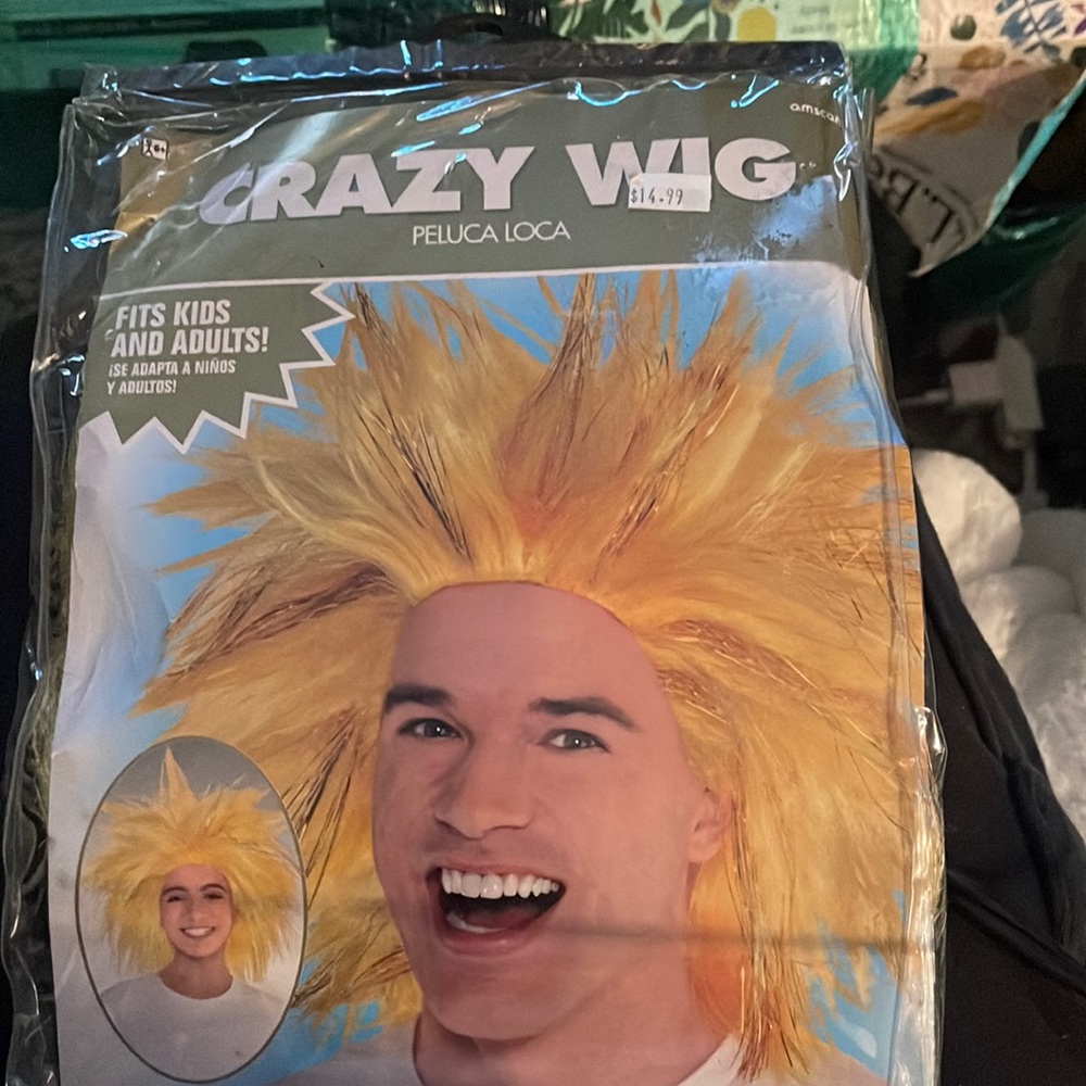 Yellow/blonde CRAZY WIG